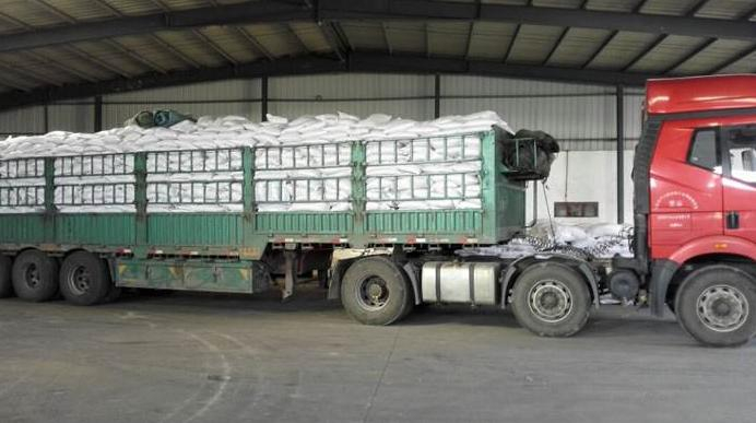 聚合氯化鋁發(fā)貨現(xiàn)場